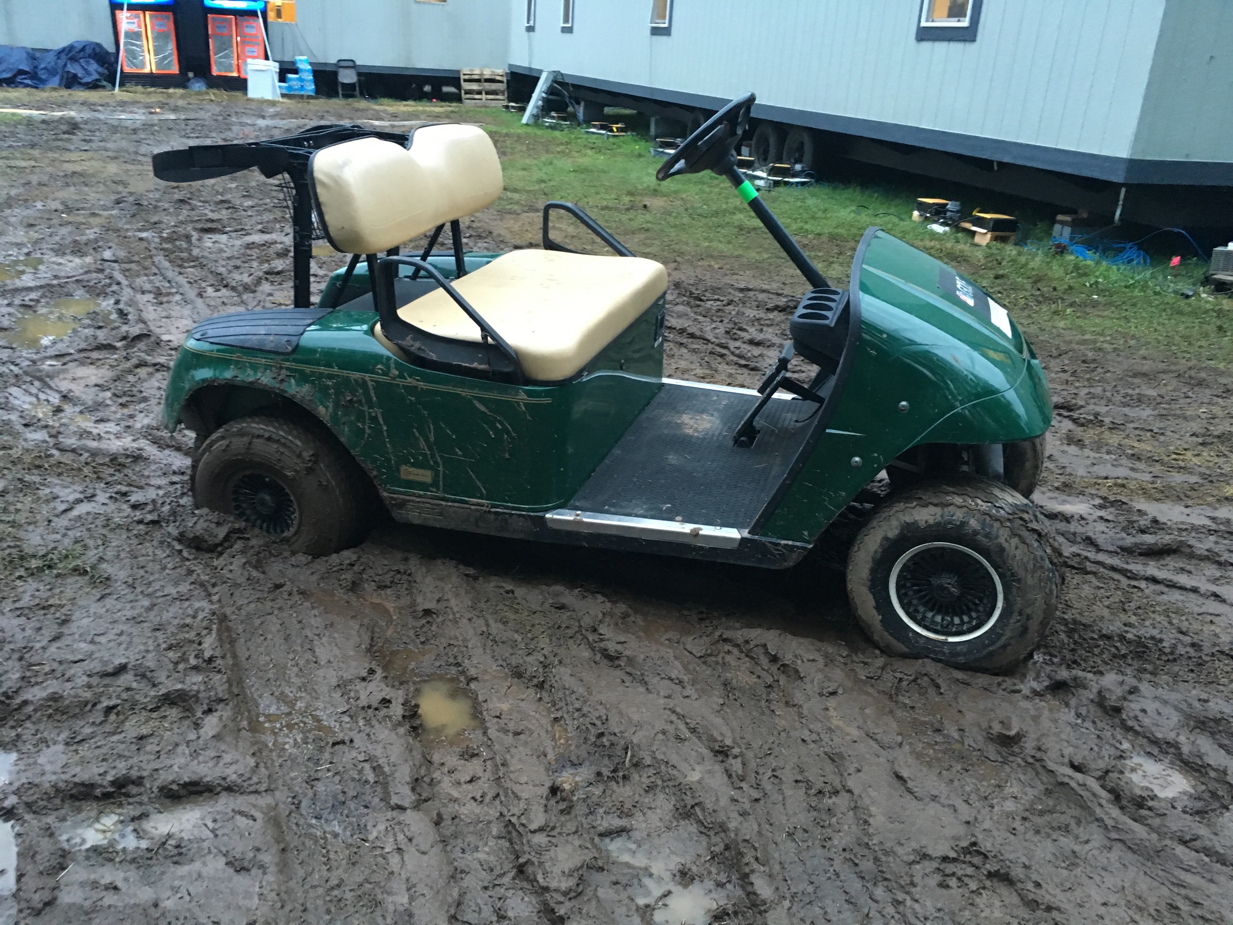 Random cart stuck and abandoned in the mud
