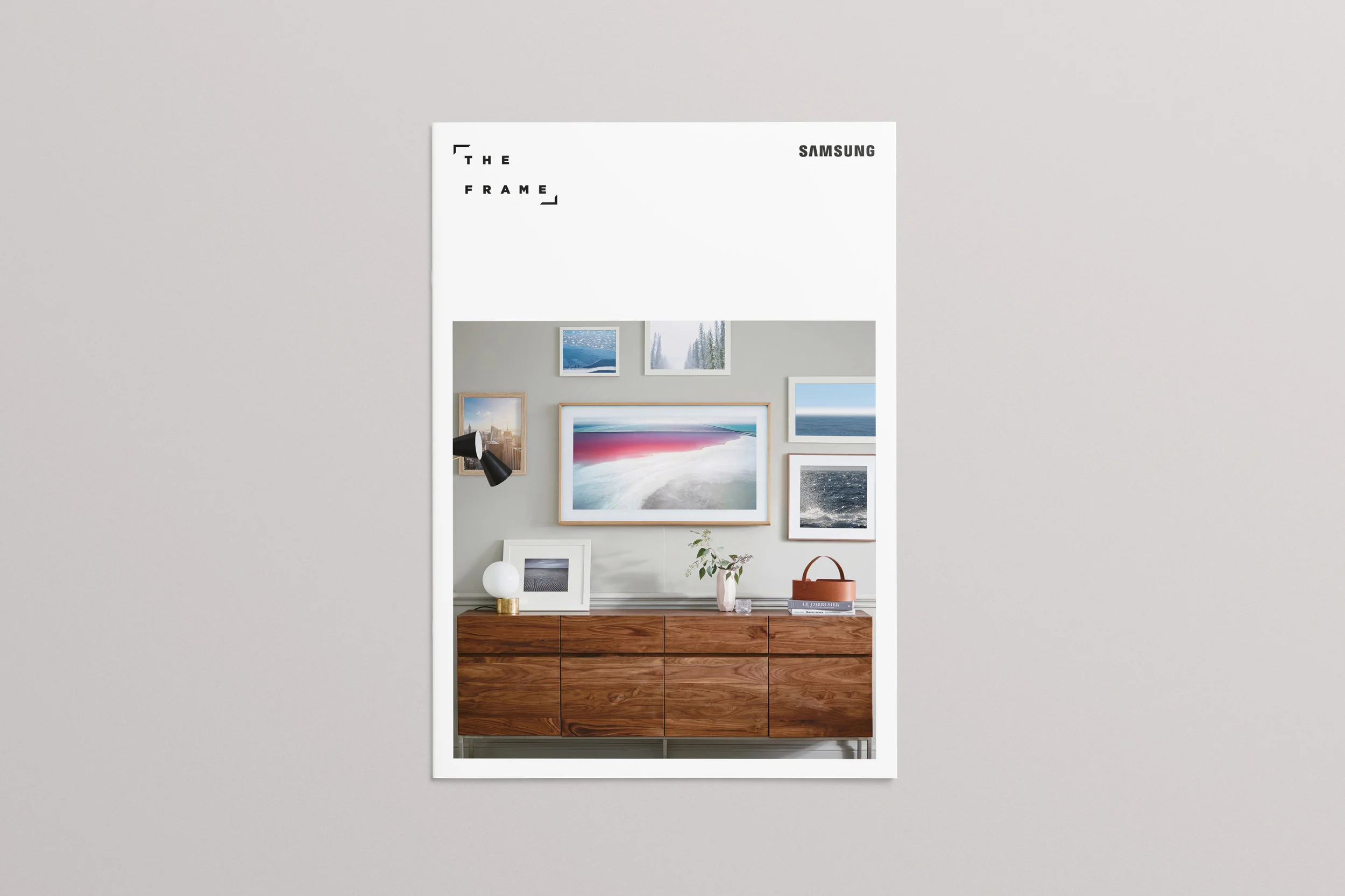 Angle 90 - Cover Closed.jpg