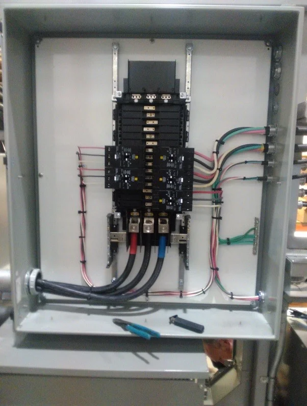 3 Phase Panel2.jpg