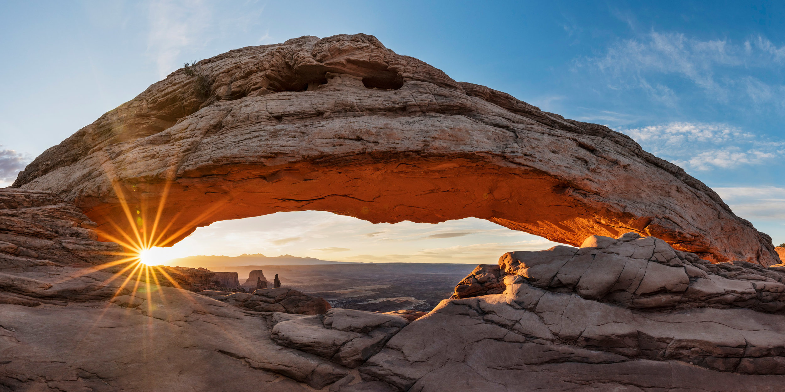 Mesa Arch v.4.jpg