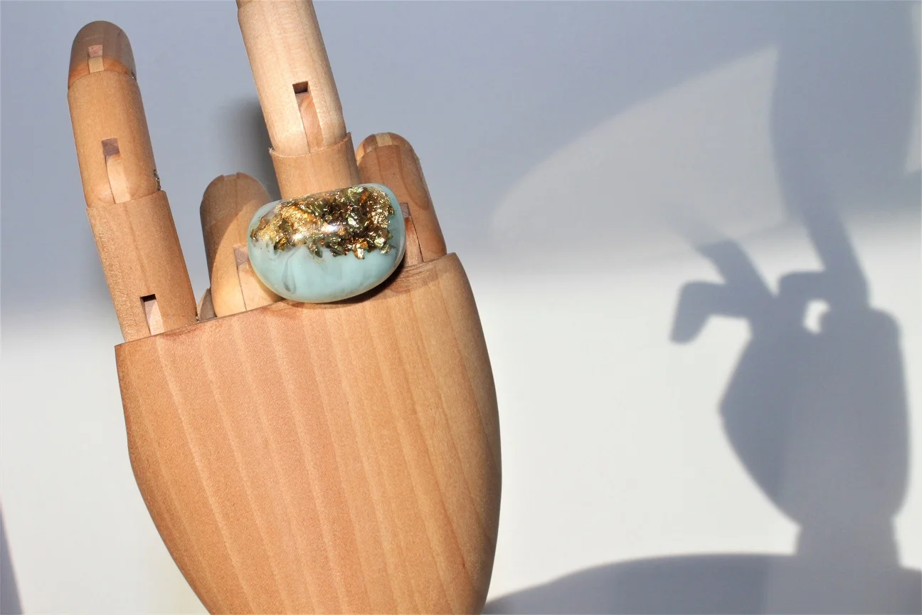 RingGreyBlueonHandIMG_8898 (2).JPG