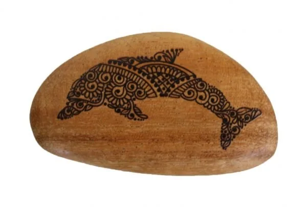 Wooden pebble dolphin black.jpg