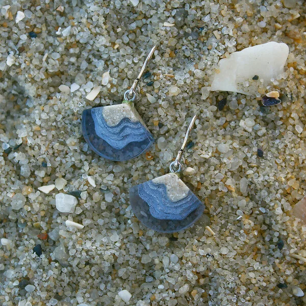 Bight dangle earrings.jpg