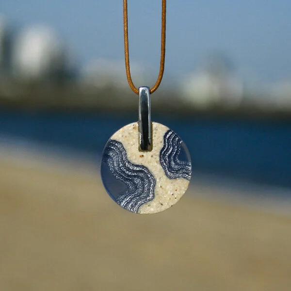 isthmus necklace blue.jpg
