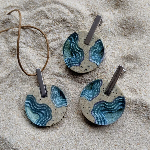 isthmus necklace and earrings aqua.jpg