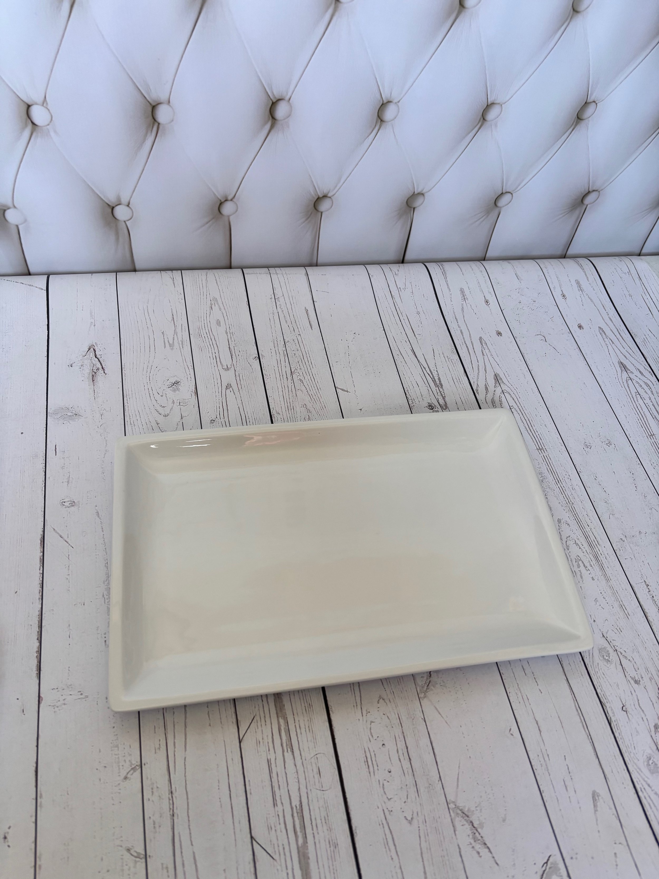 White rectangular plate