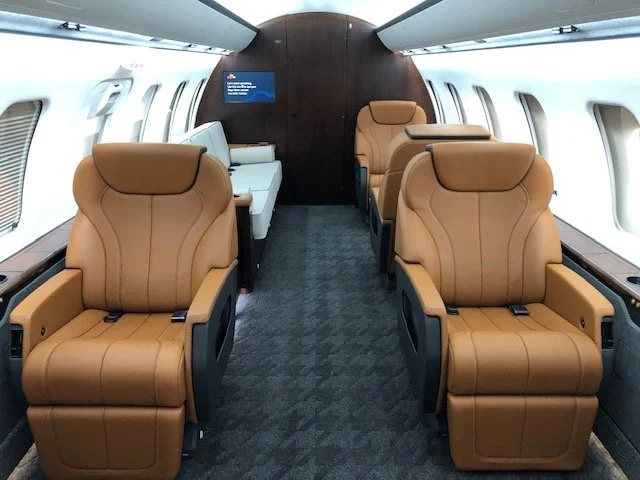Challenger 605 2.JPG