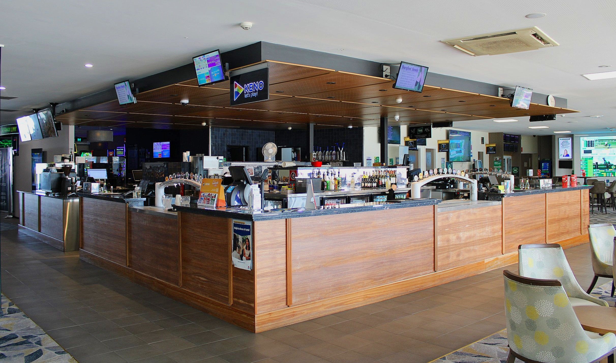 Cowra Bowling and Recreation Club — Visit Cowra