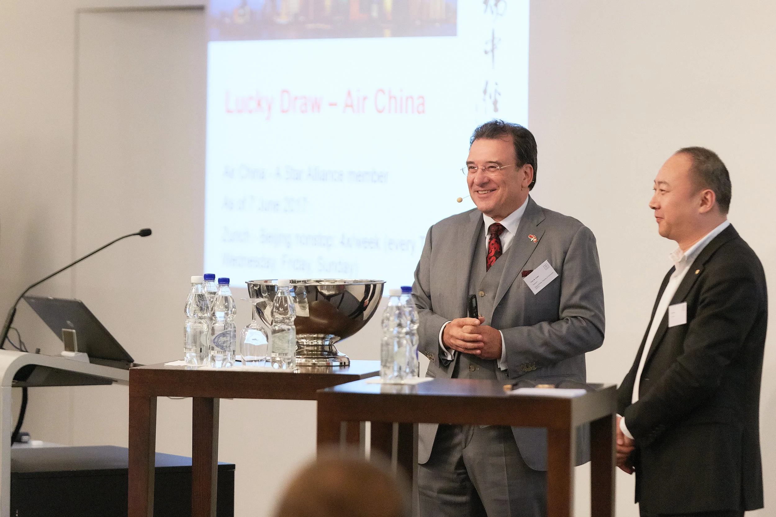 RMB Internationalization � Road to 2020 � Lucky Draw by Air China & Closing