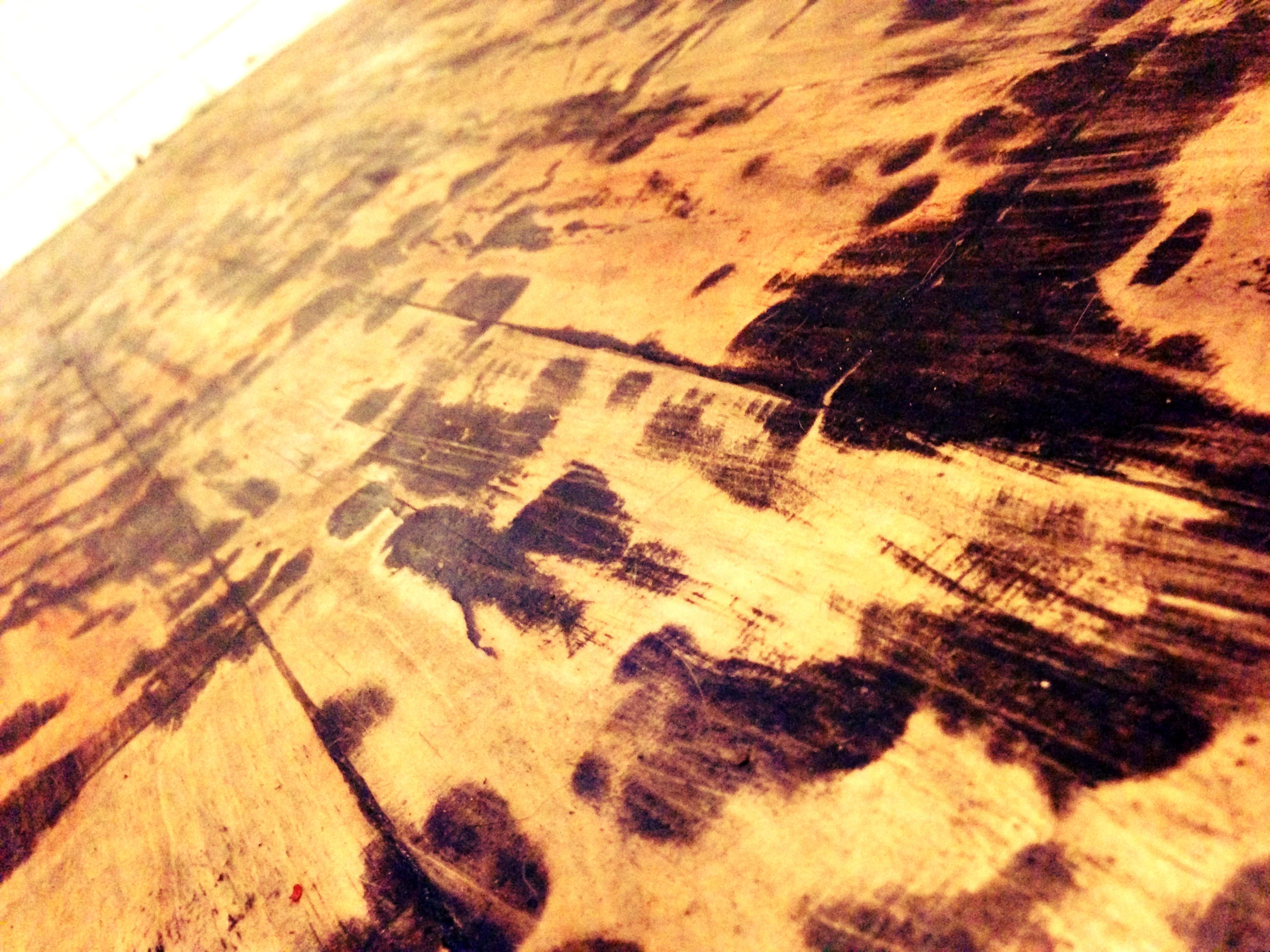 Beautiful grain and contrast only achievable by leaving a pallet in the elements for several months.