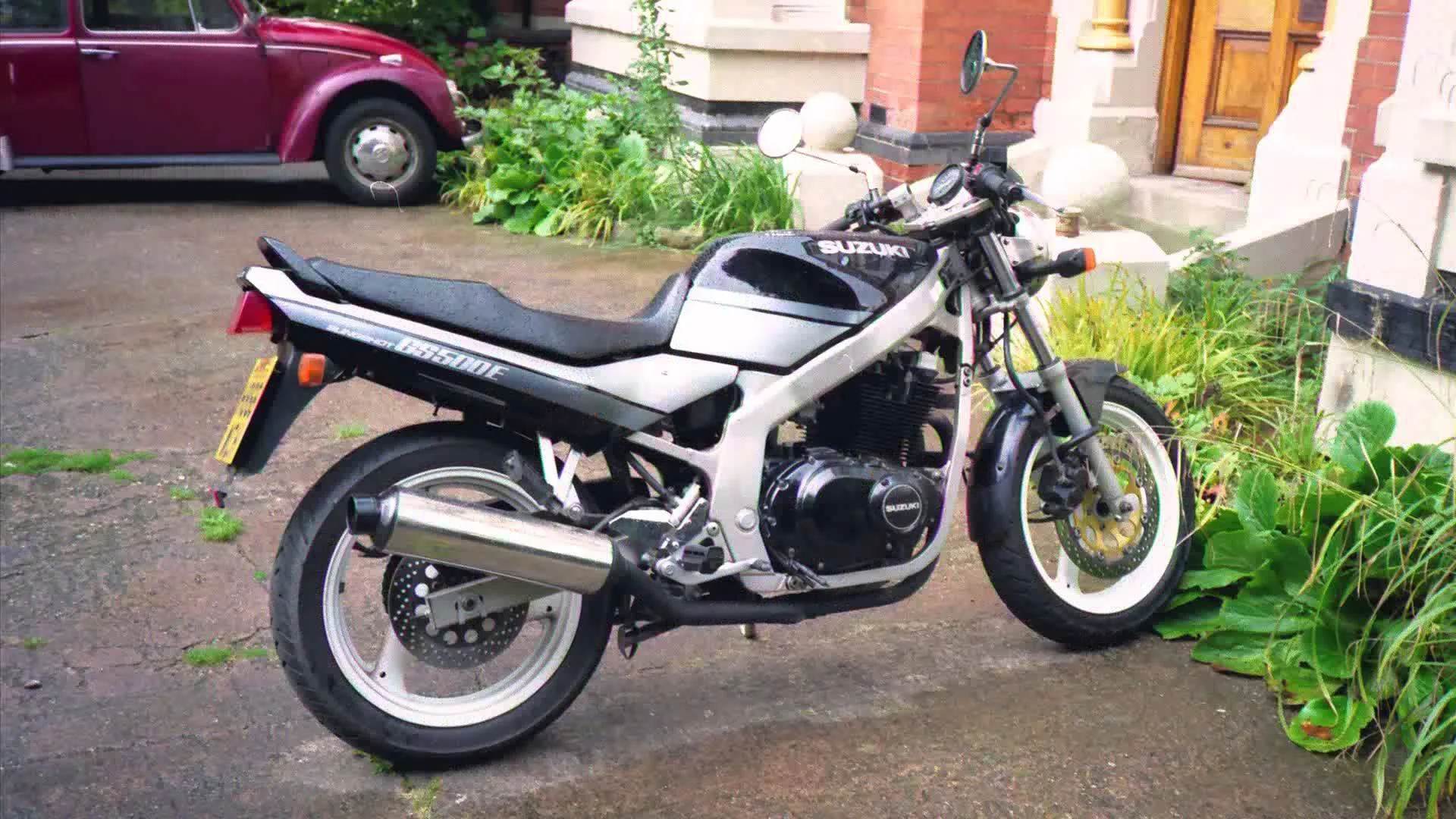 The Suzuki GS500 is by no means a 'pretty' motorcycle.