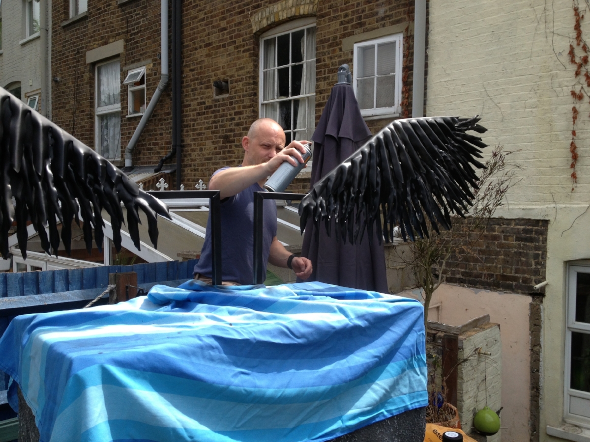 André creating wings