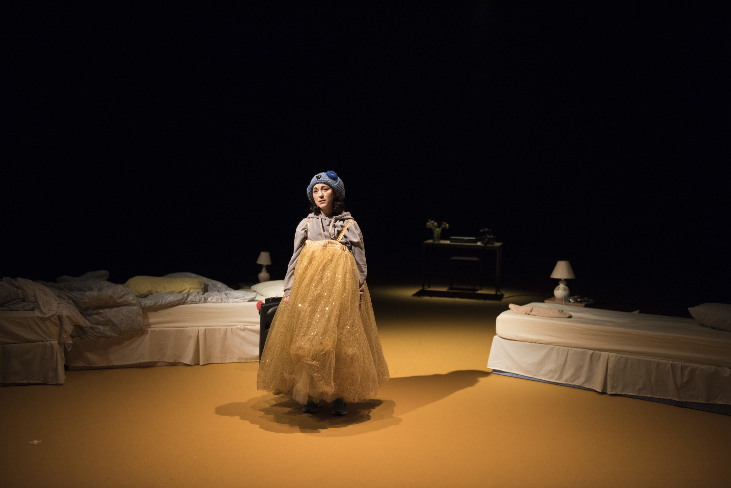 Amalia Vitale as Sandy in Beginners at Unicorn Theatre. Photo Hugo Glendinning.JPG