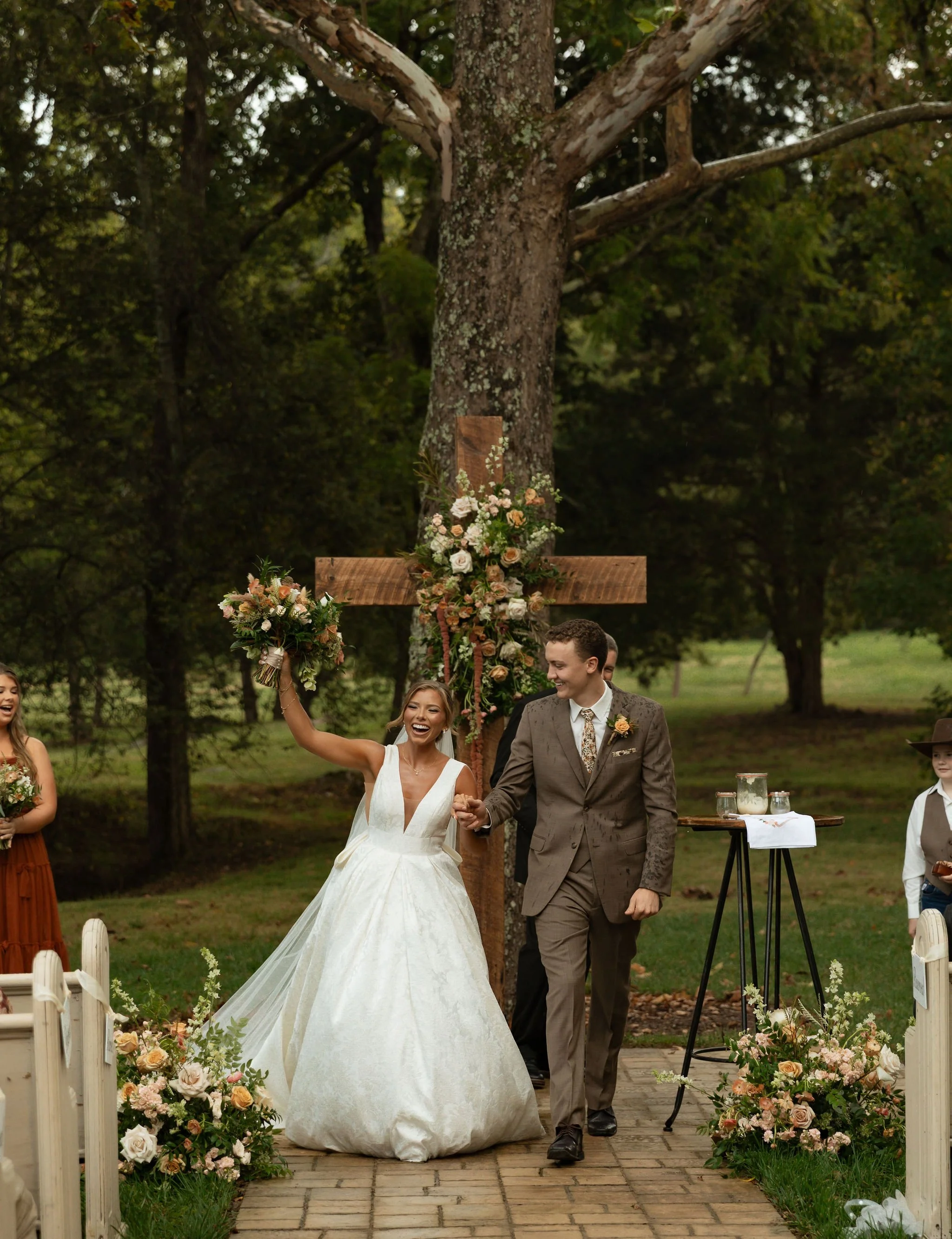 RomanticAtlantaWedding_MissMillys-EventDesignmrandmrsdavis(4432).jpg