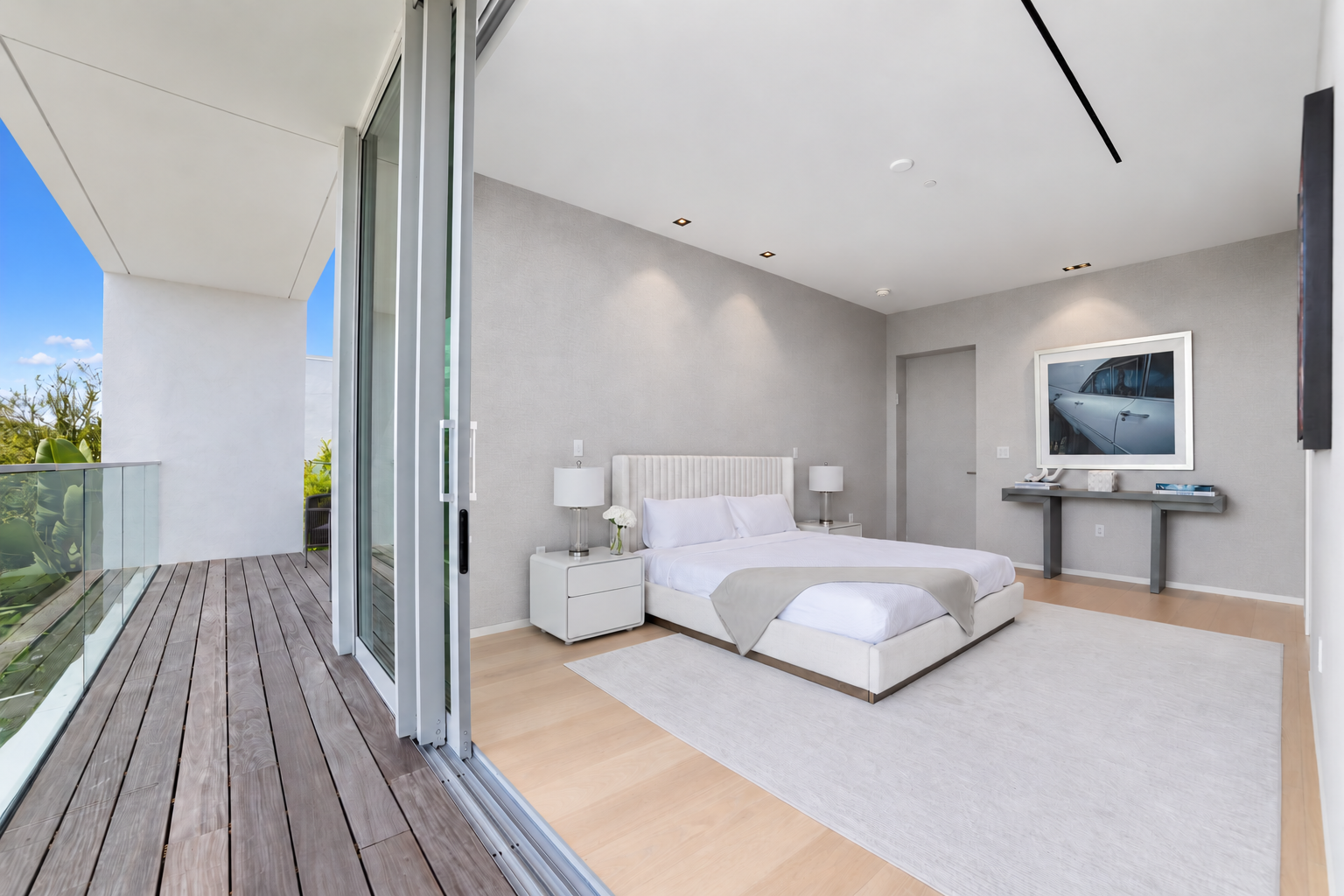33 South Bedroom 2.png