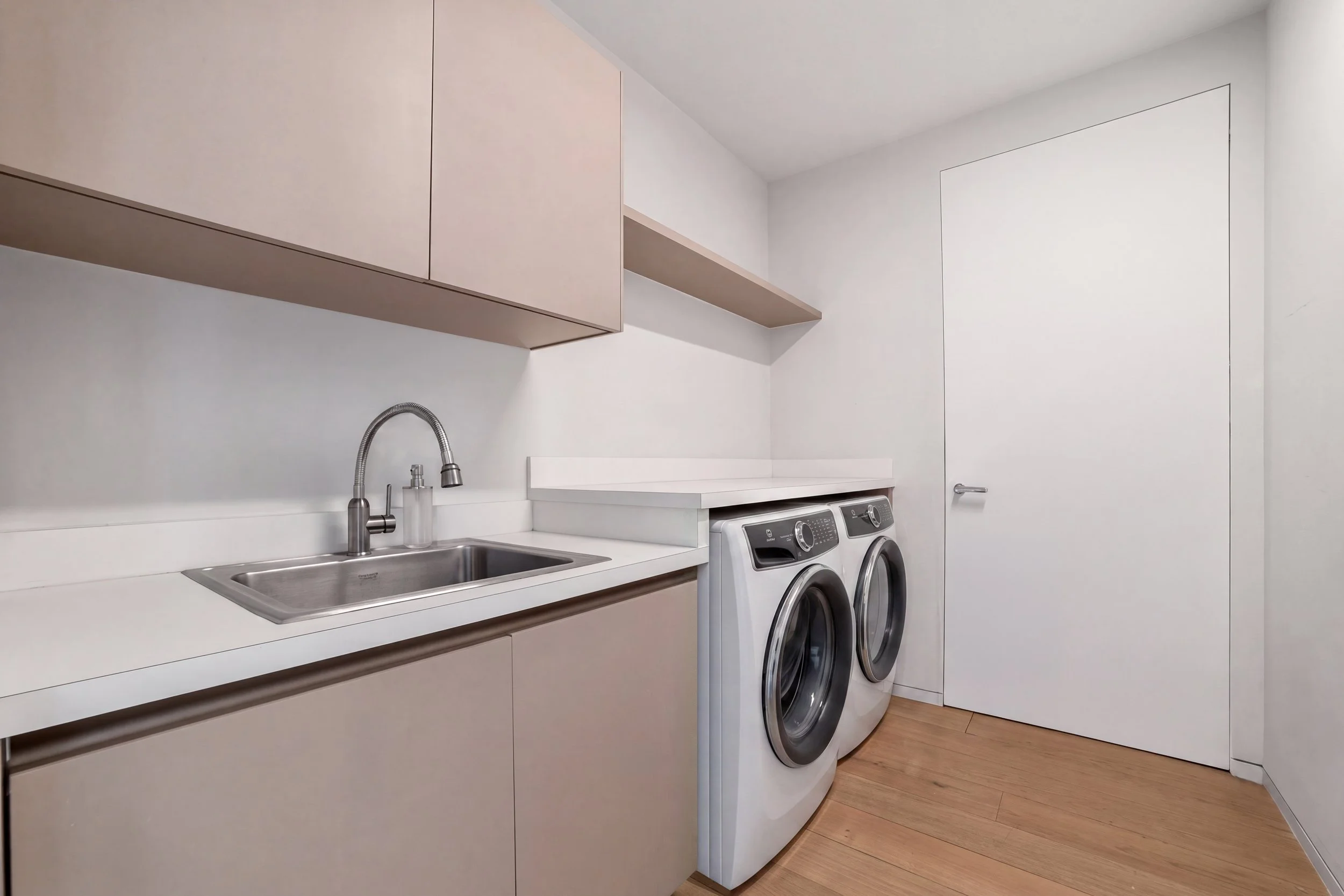 43 Laundry Room.jpg