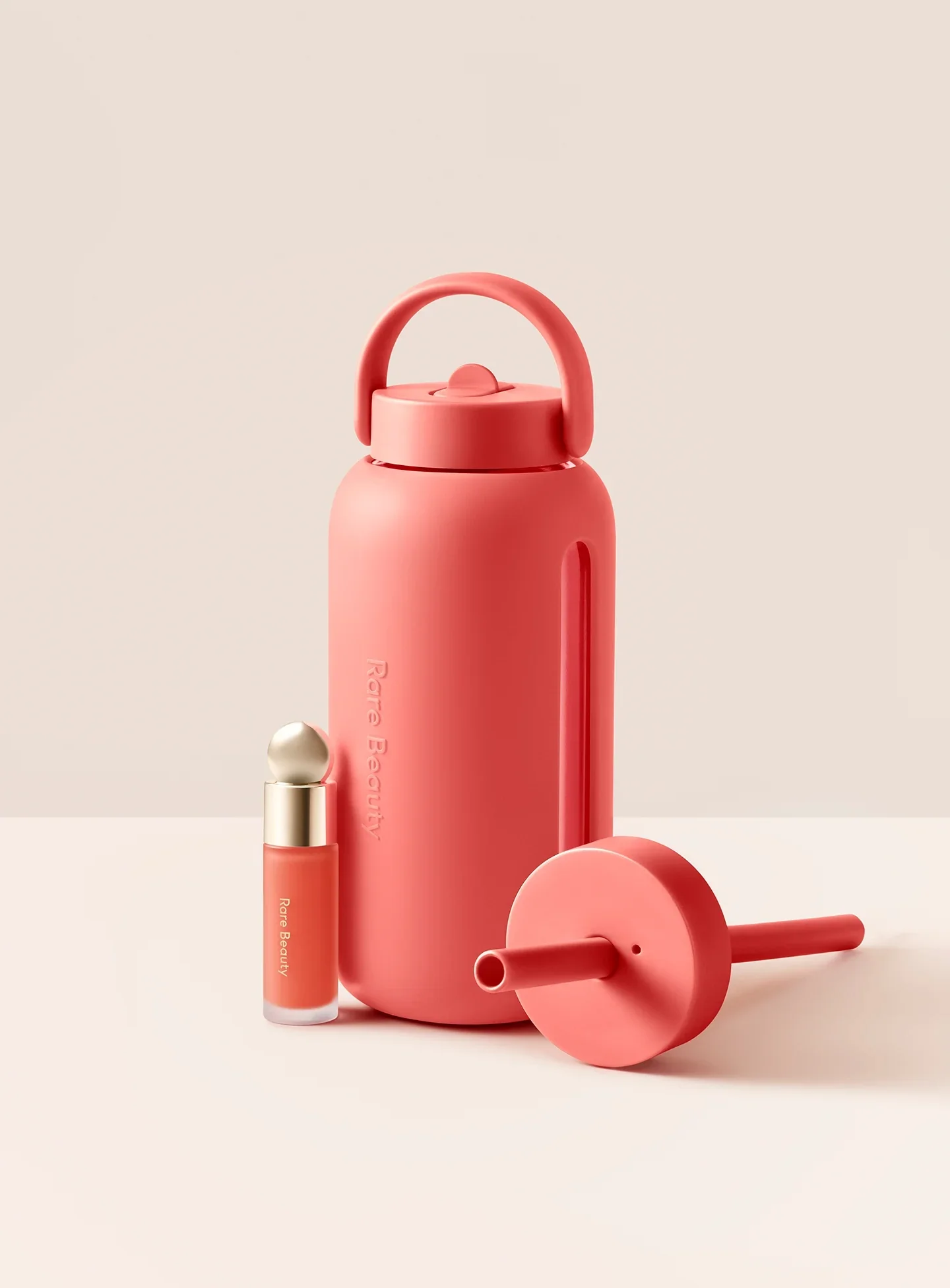 ECOMM-RB-BINK-DAY-BOTTLE-SP-LIQUID-BLUSH-BUNDLE-JOY 2.WEBP