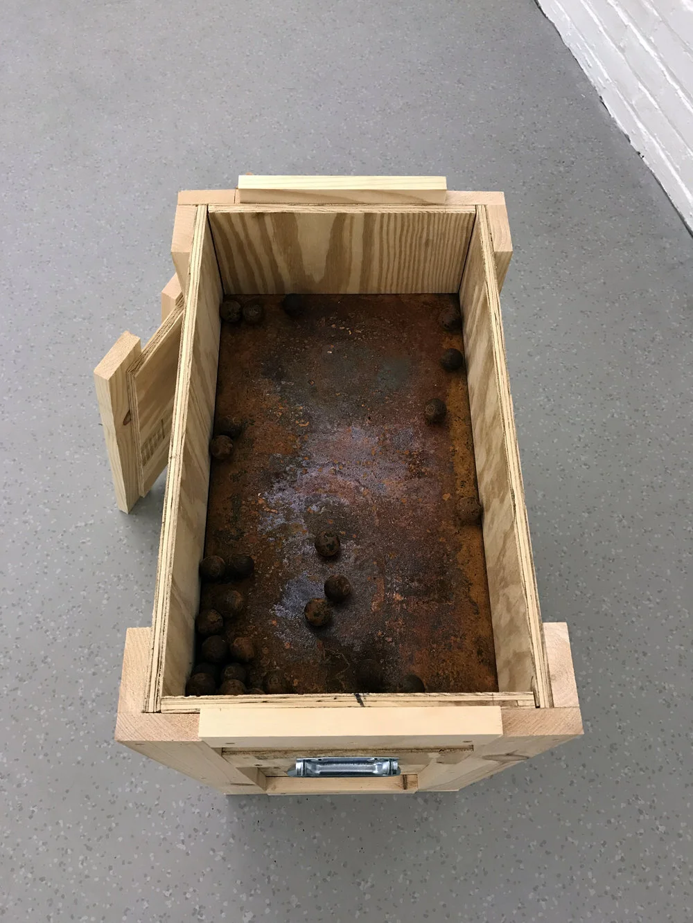 Transmission Box (Distant Proximity III)