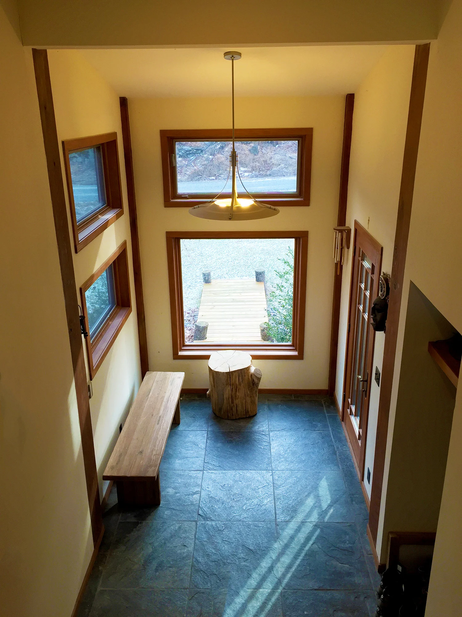 foyer.jpg