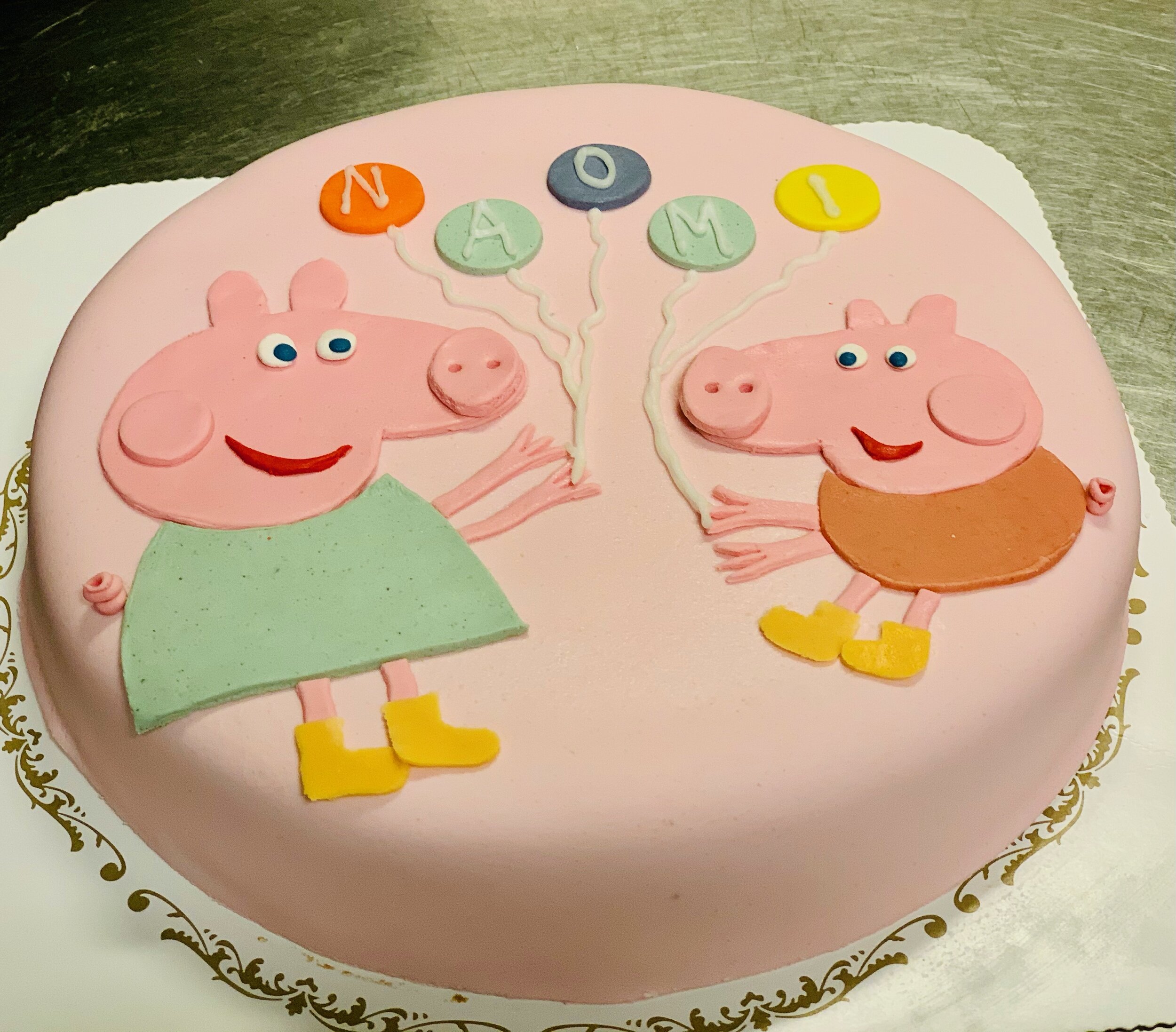 Rosa Peppa Gris.jpeg