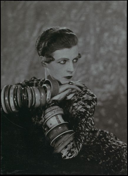 Nancy cunard Man Ray, 1926