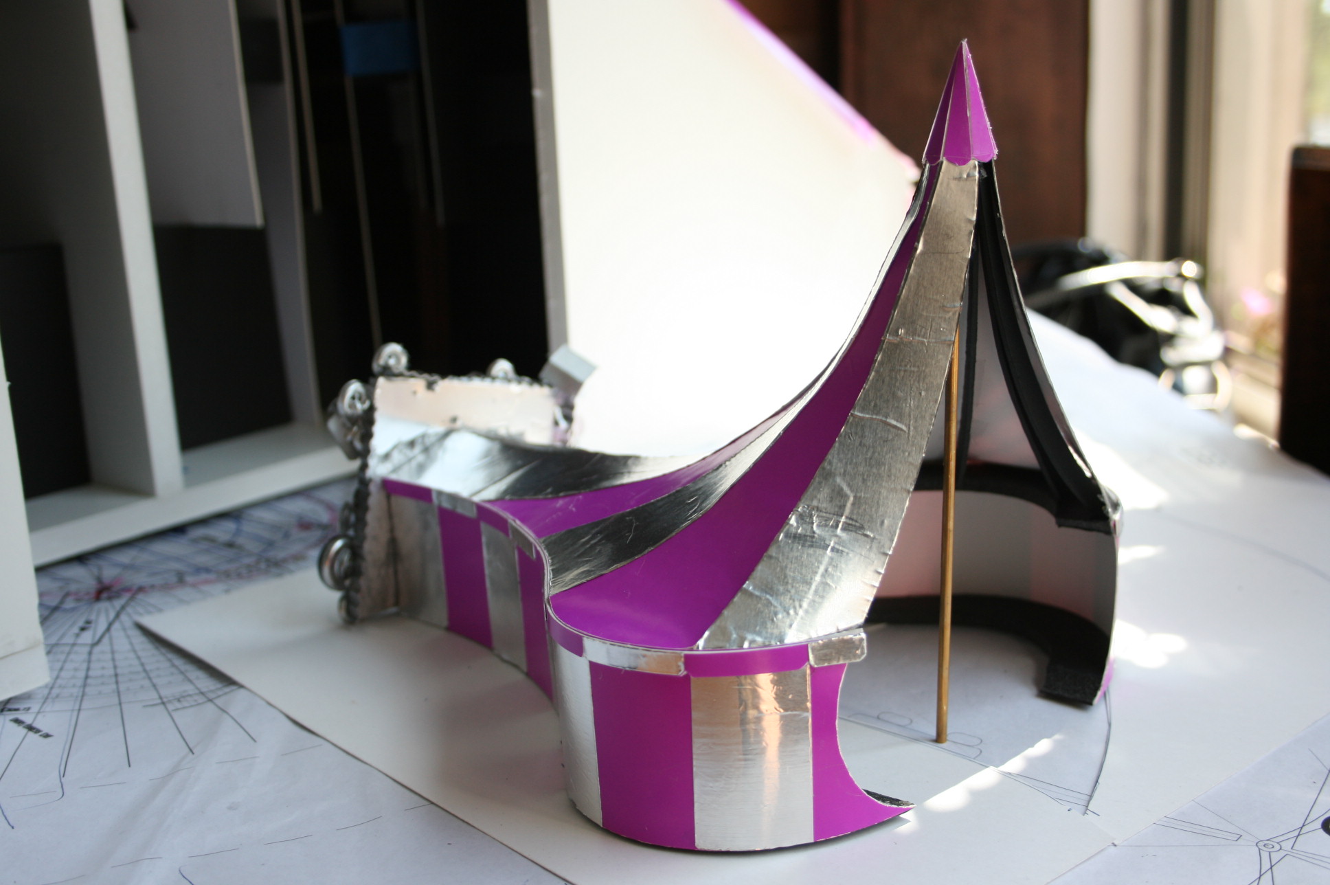 ENTRY TENT MODEL AUG 21 08 008.jpg