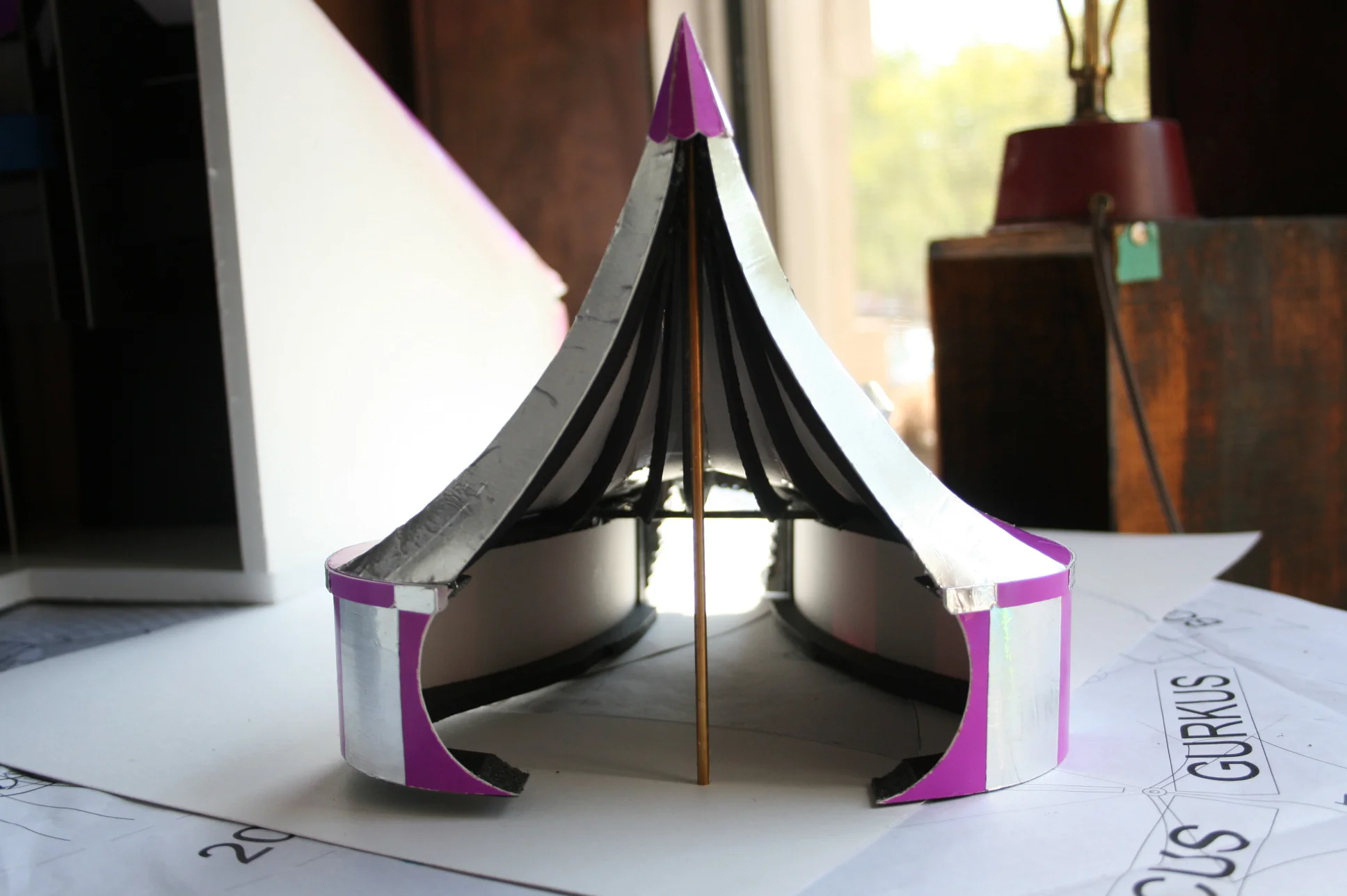 ENTRY TENT MODEL AUG 21 08 009.jpg