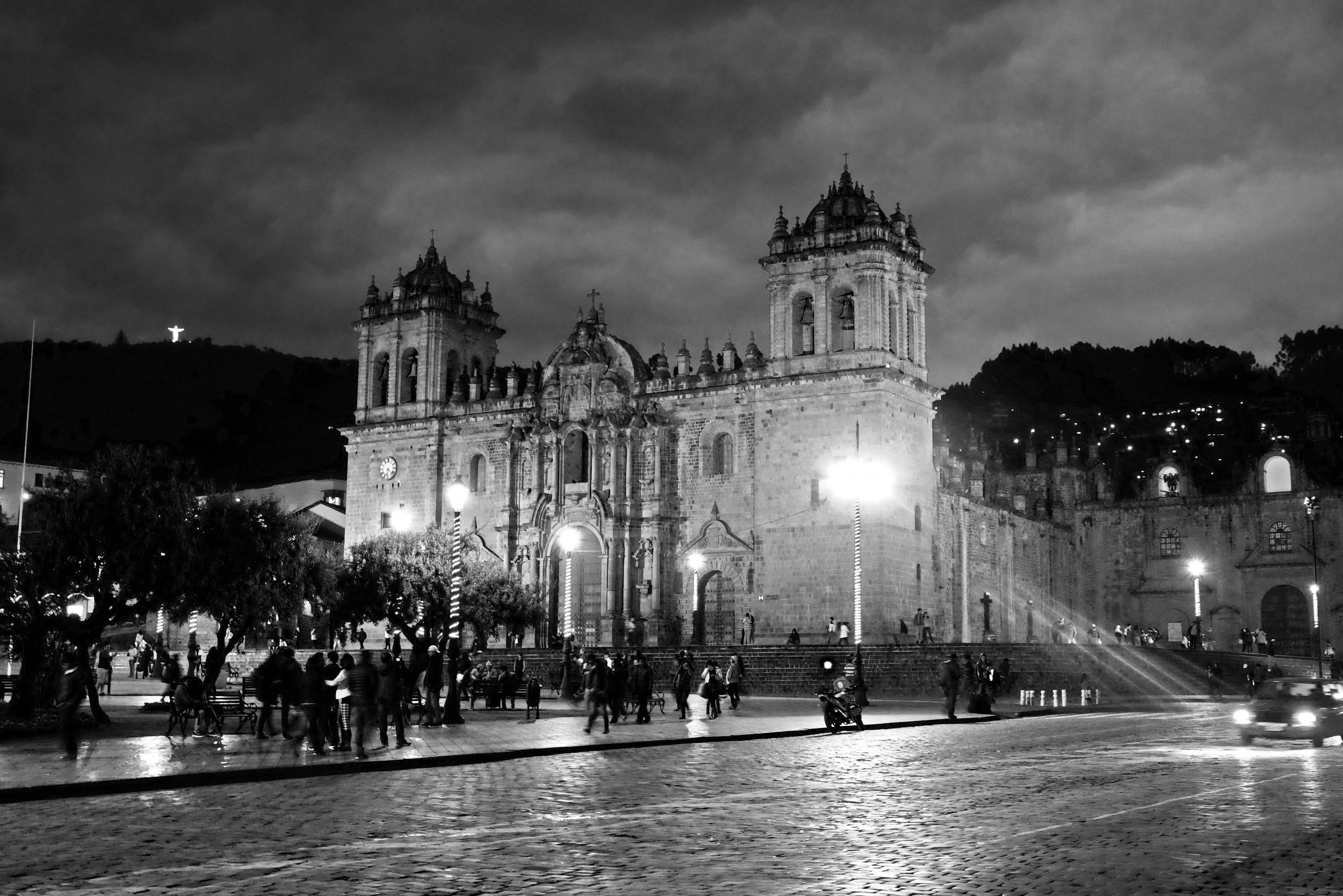 cusco B&W.jpg