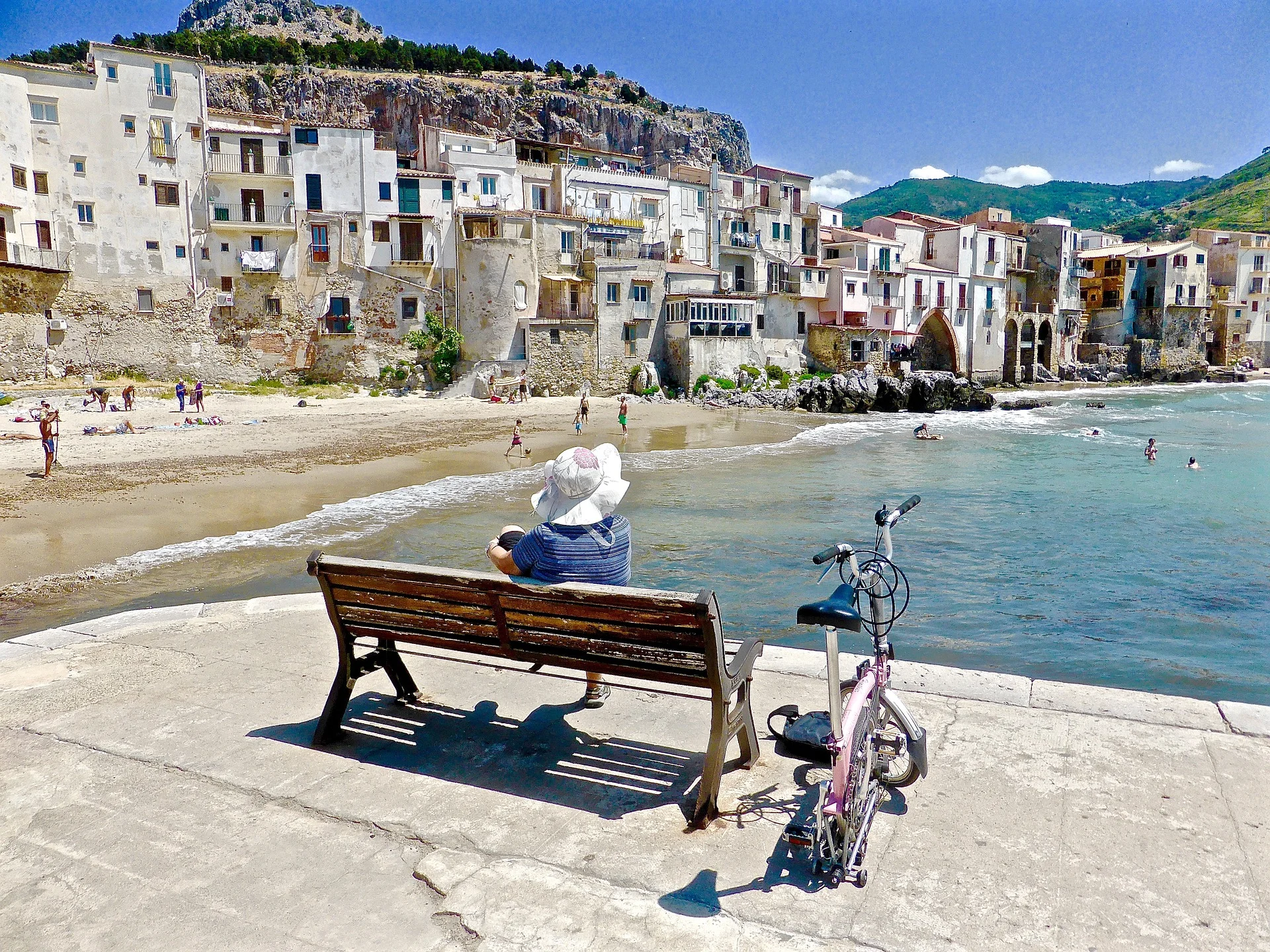 cefalu-902316_1920.jpg