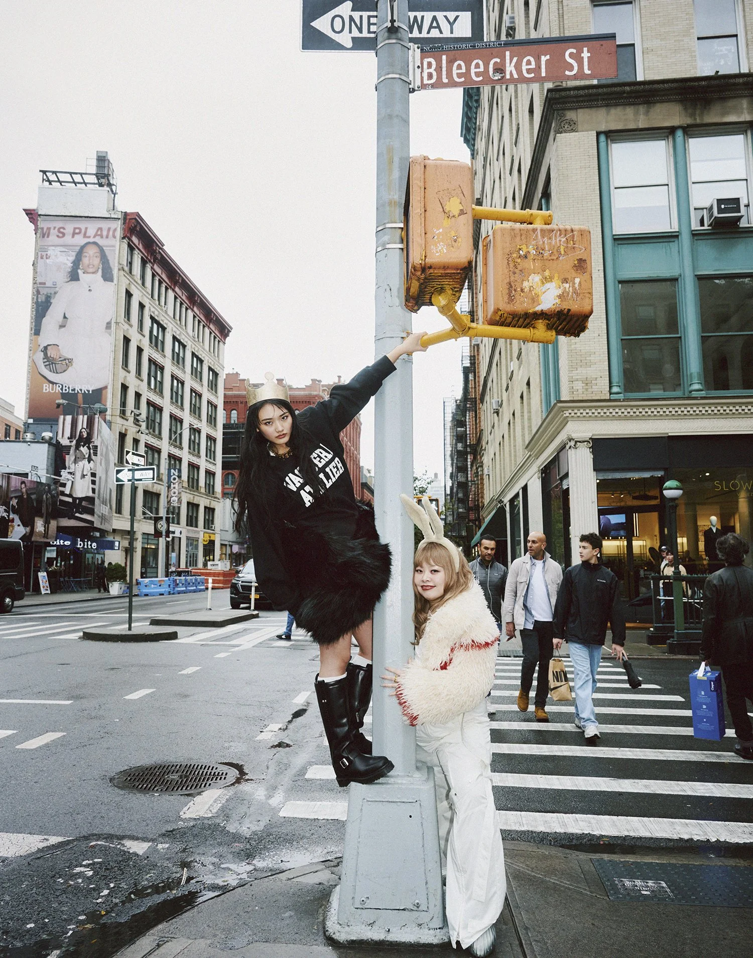 Naomi Watanabe x Ten Yamasaki ( SAKURAZAKA46 )