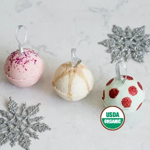 Pacha Soap Co. Froth Bombs Bring home the magic of the season with Sugar Cookie and Sugar Plum Fairy scented bath bombs. Great for use as stocking stuffers, additions to DIY gift baskets, and even tree ornaments!