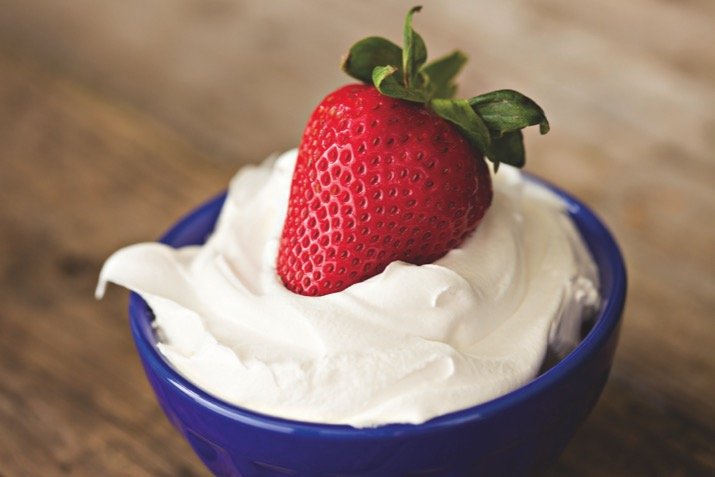 Peppered Strawberries with Crème Fraîche