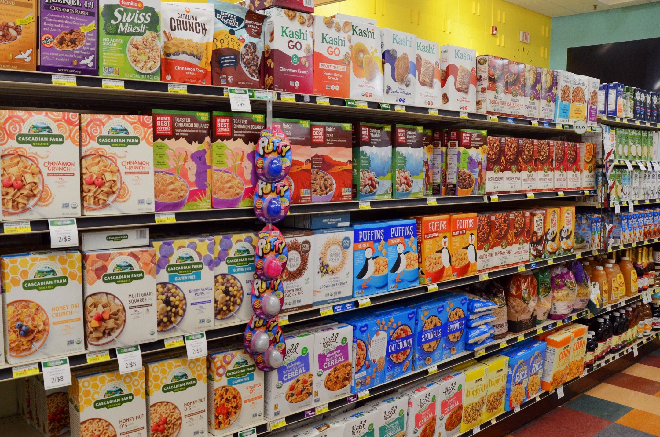 Get ready for even more variety in chips, snacks, granola, cereal, drinks, baking options at the Lawrence location this week.
We’re excited to finish our aisle reconfiguration, a process which began prior to Thanksgiving with the installation