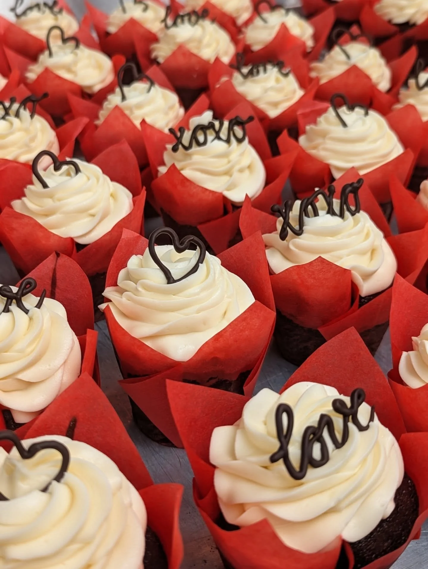 Valentine's Day is Saturday! Put a little love in your cart! 🛒🩷❤️🛒🩷❤️🛒