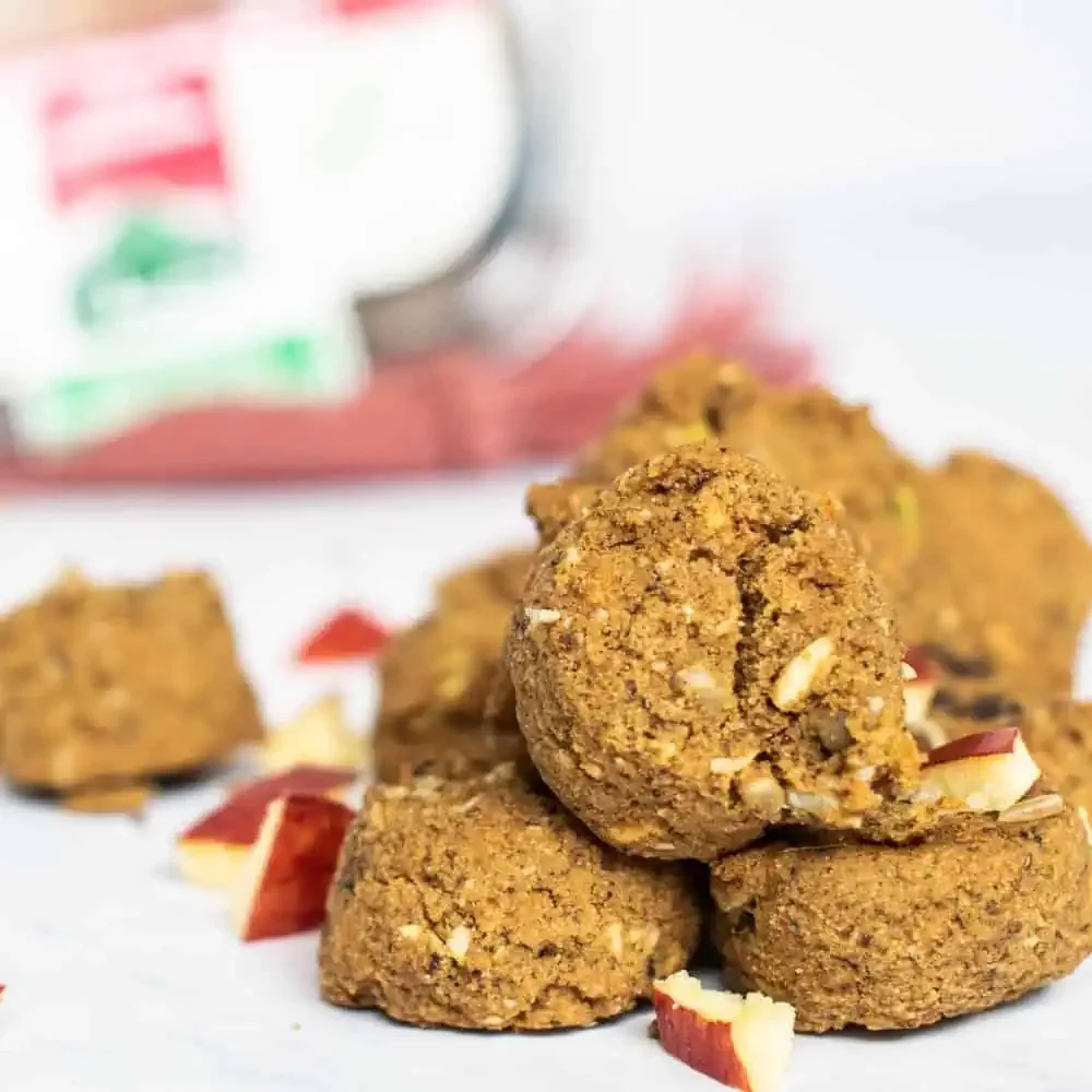 jacks paleo kitchen APPLE-CINNAMON-TRAIL-MIX-3.webp