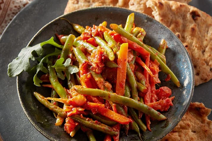 Fasolia-Style Green Beans and Carrots