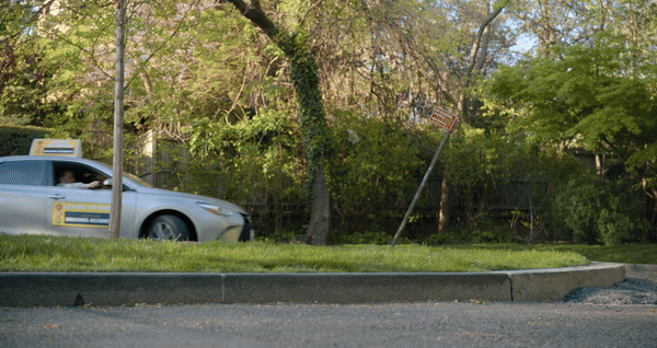 17607_Uzk9TK_05_learntodrive_static_v0062-ezgifcom-video-to-gif-convertergif.gif