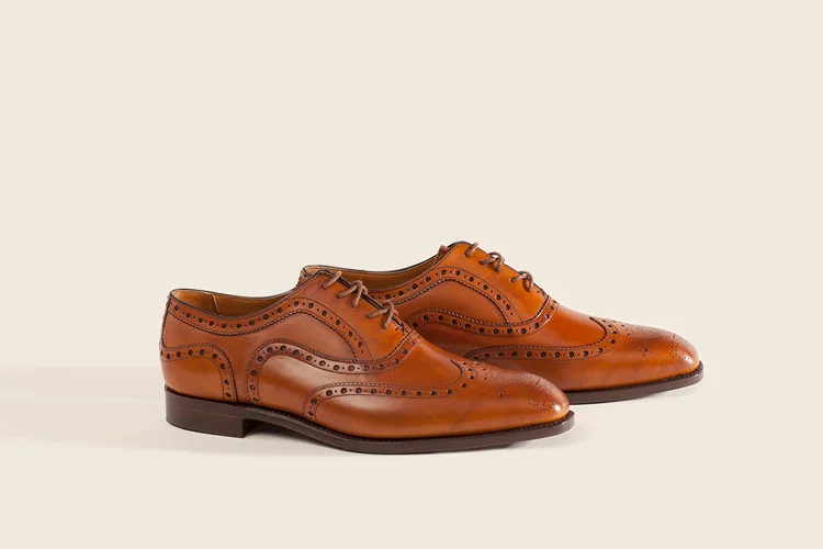 ARCHDALE WINGTIP — BARKER BLACK