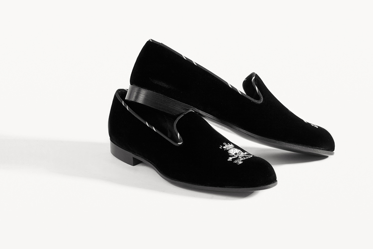 LOGO VELVET SLIPPER — BARKER BLACK