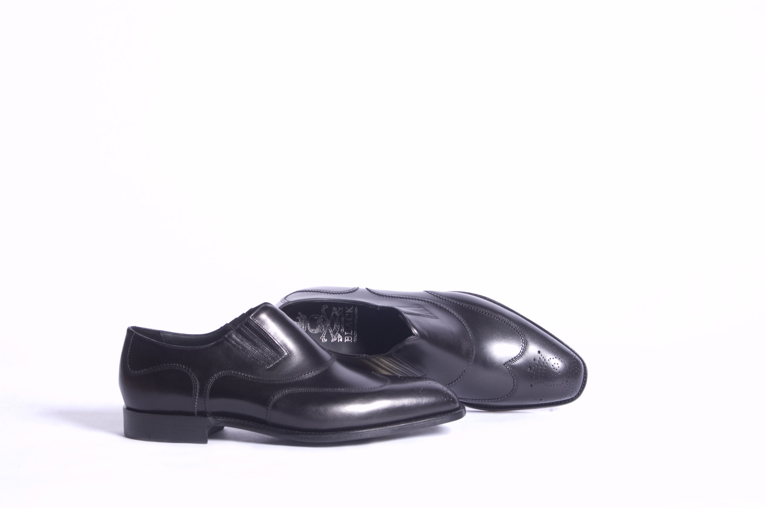 Side Gusset Slip on wingtip Black calf.jpg