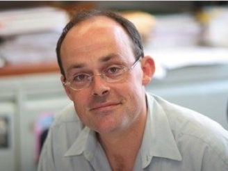 Professor David A. Fidock Phone : 212-305-0816 Lab Phone : 212-305-6958 Fax : 212-305-4038 Email : df2260@columbia.edu Website : fidock.org