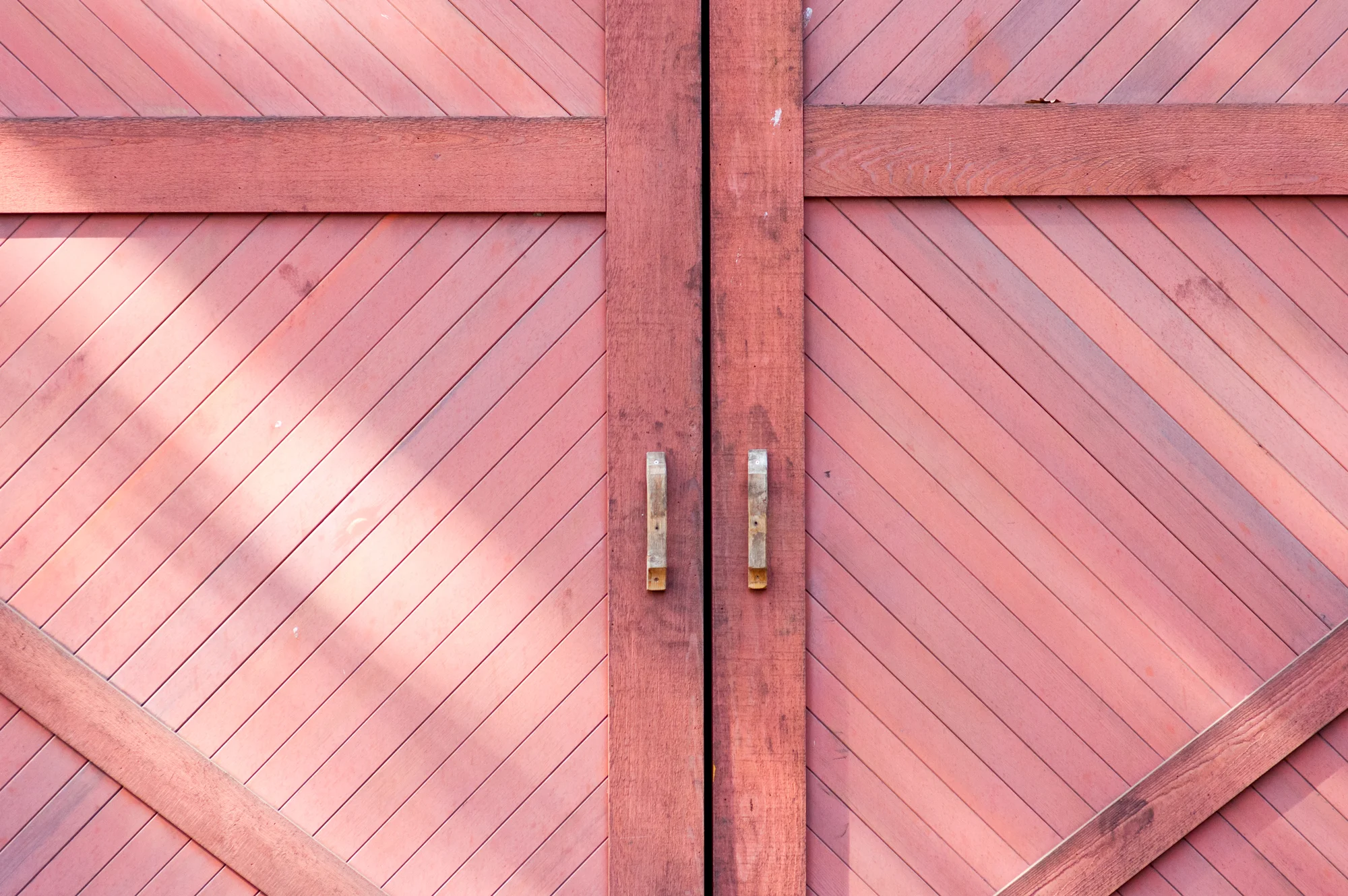 seven_oaks_barn_doors.jpg