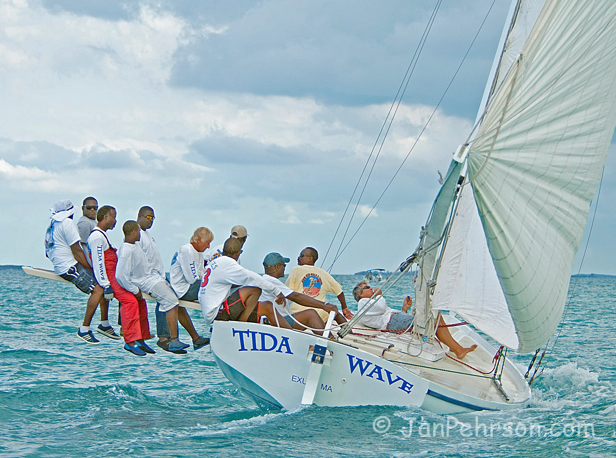 National Family Island Regatta of the Bahamas 2014 - Bahamian Racing ClassA Tida Wave (1148)