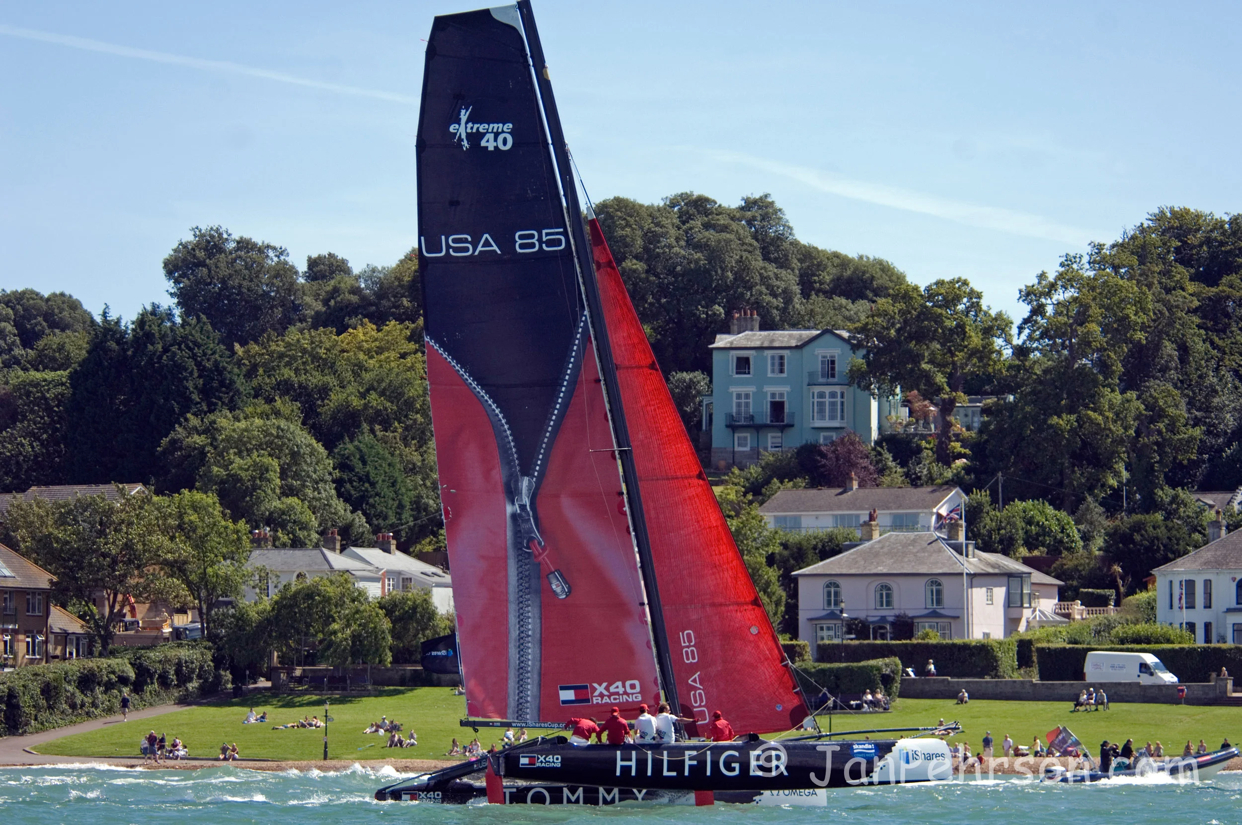 Extreme 40 Racing at UK: Isle of Wight: Cowes. iShares Cup Day 1 - Boat: Tommy Hilfiger (00408)