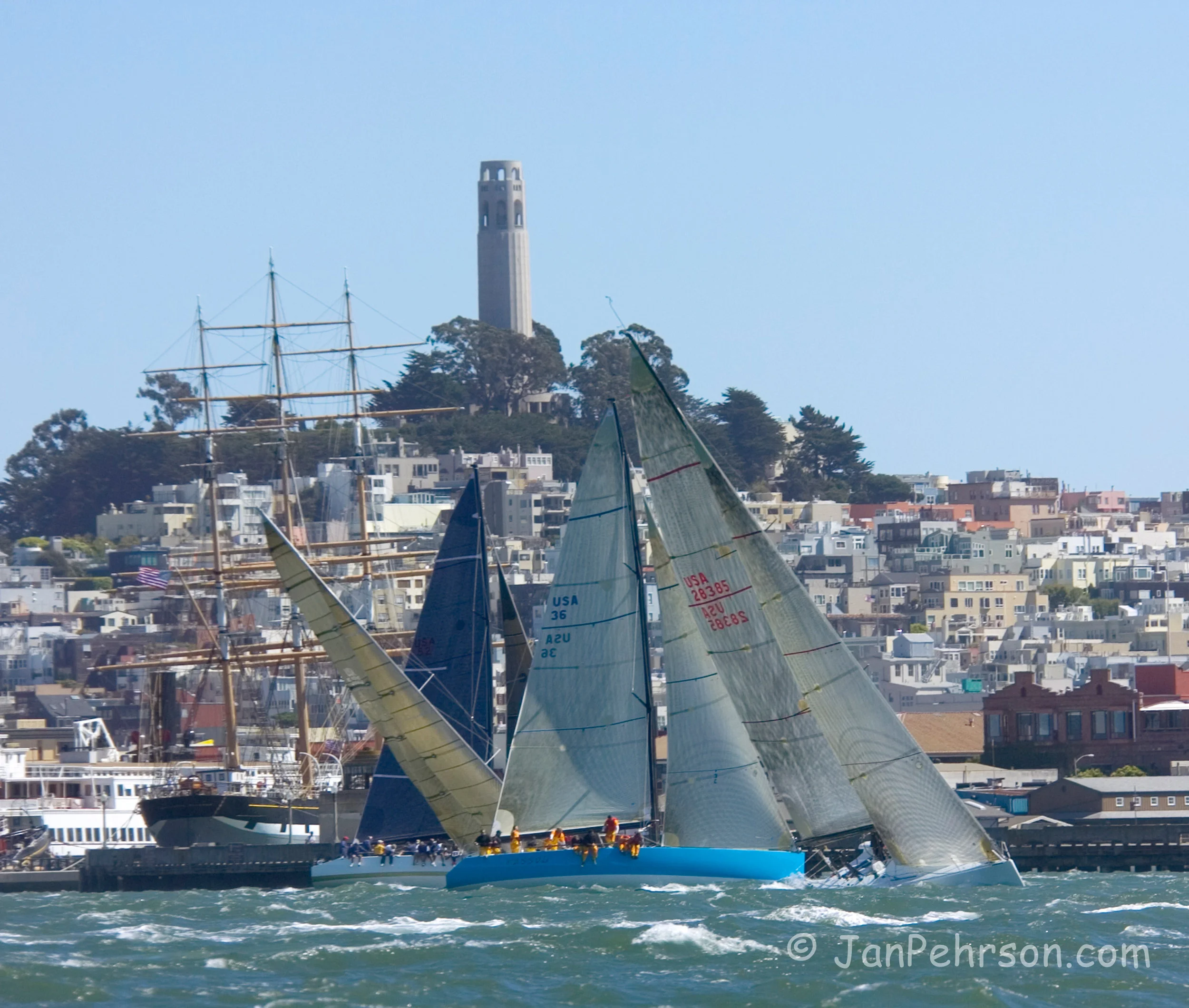 September 2004, San Francisco, CA, Big Boat Series, TP52 Class Racing (September 2004, San Francisco, CA, Big Boat Series, TP52 Class Racing) (0917_2_0005_TP52)