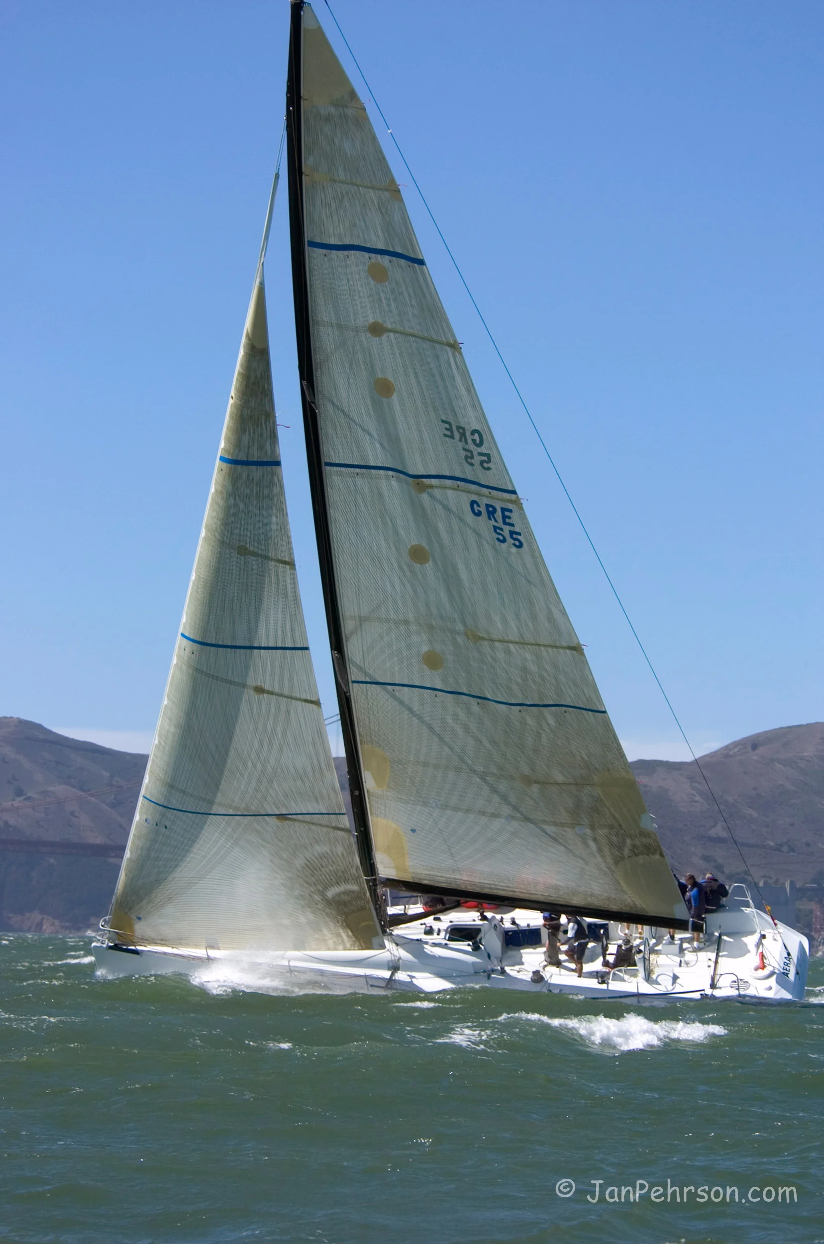 September 2004, San Francisco, CA, Big Boat Series, IRCA Racing, Aera (0917_2_0011_IRCA)