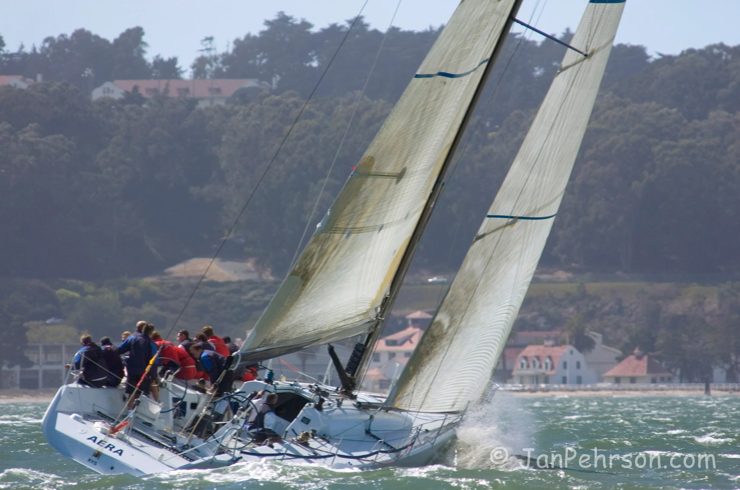 September 2004, San Francisco, CA, Big Boat Series, IRCA Racing, Aera (0917_2_0015_IRCA)