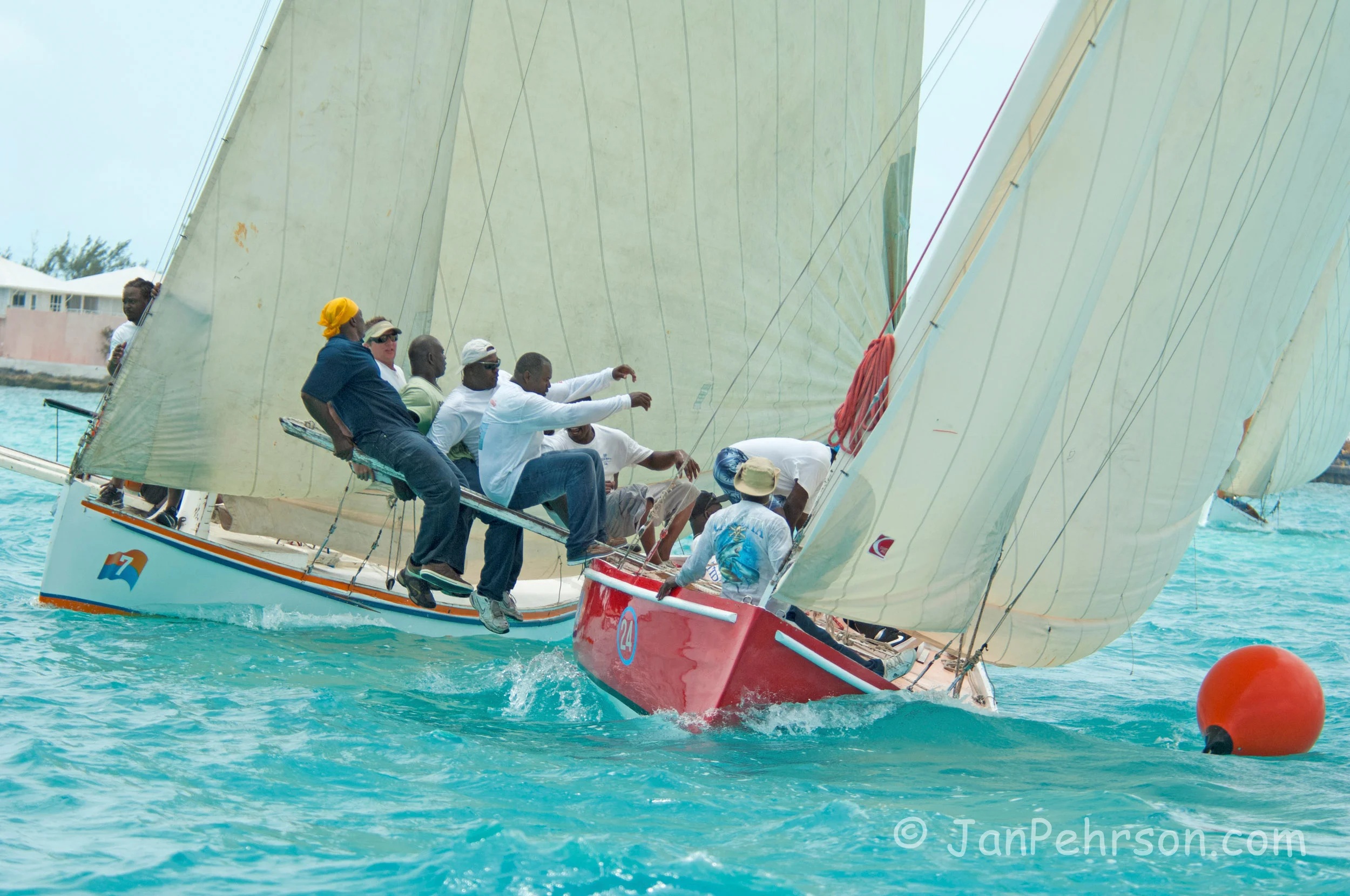 April 2017, Georgetown, Exuma, Bahamas, National Family Island Regatta, Day 1, Class B, Lady Sonia, Buzzy Rolle, George Town (0364)