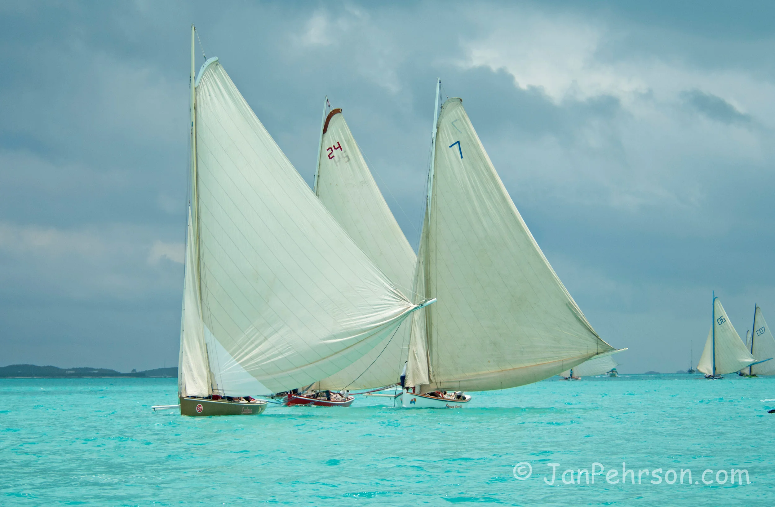 April 2017, Georgetown, Exuma, Bahamas, National Family Island Regatta, Day 1, Class B, Downwind (0440)