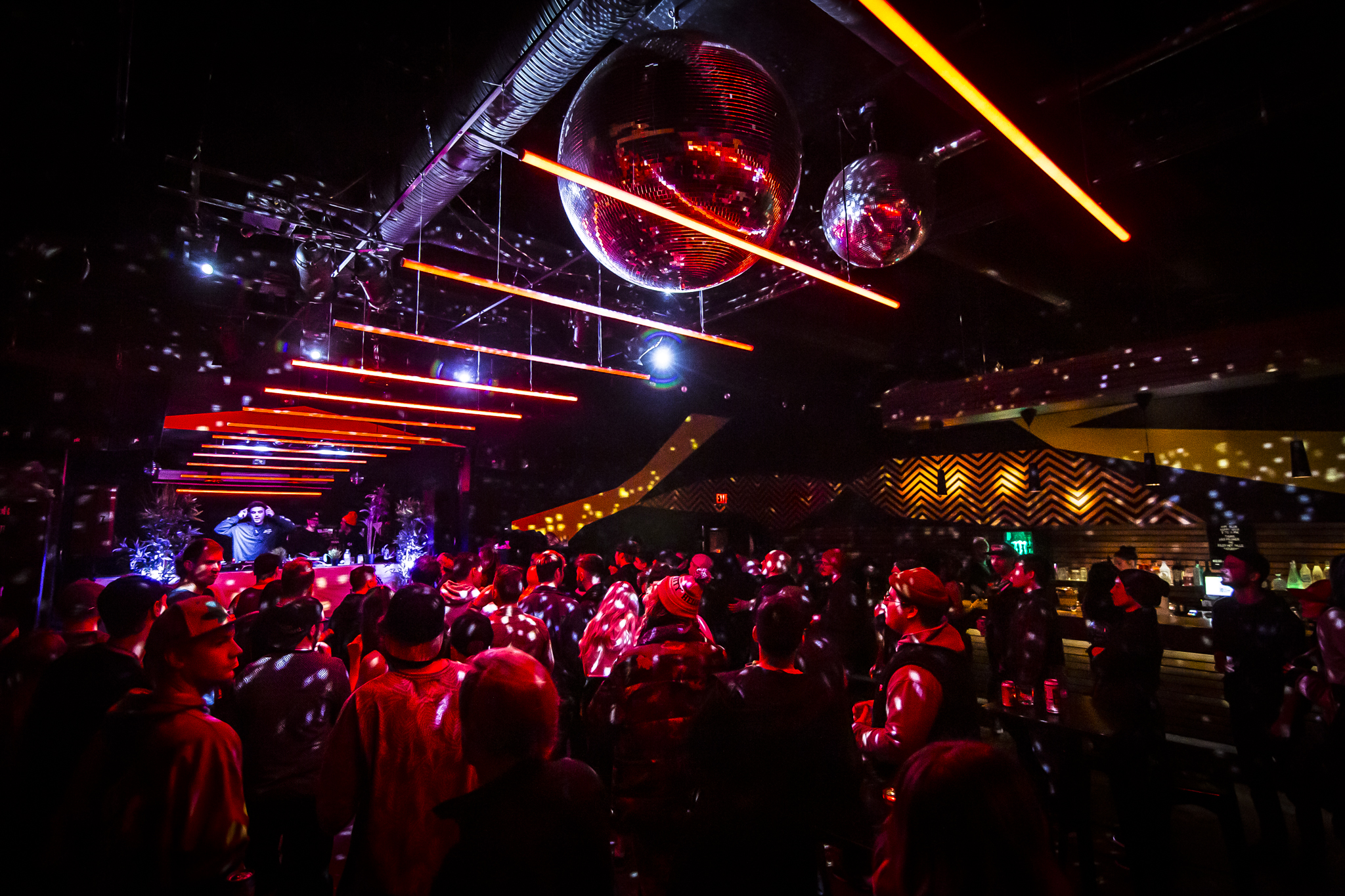 This permanent light installation at the Hifi Club was designed by Sergio SP. He will be in attendance to design a unique visual & lighting installation for Studio Bell After Hours. Photo: Neil McElmon (@ConcertSocks)